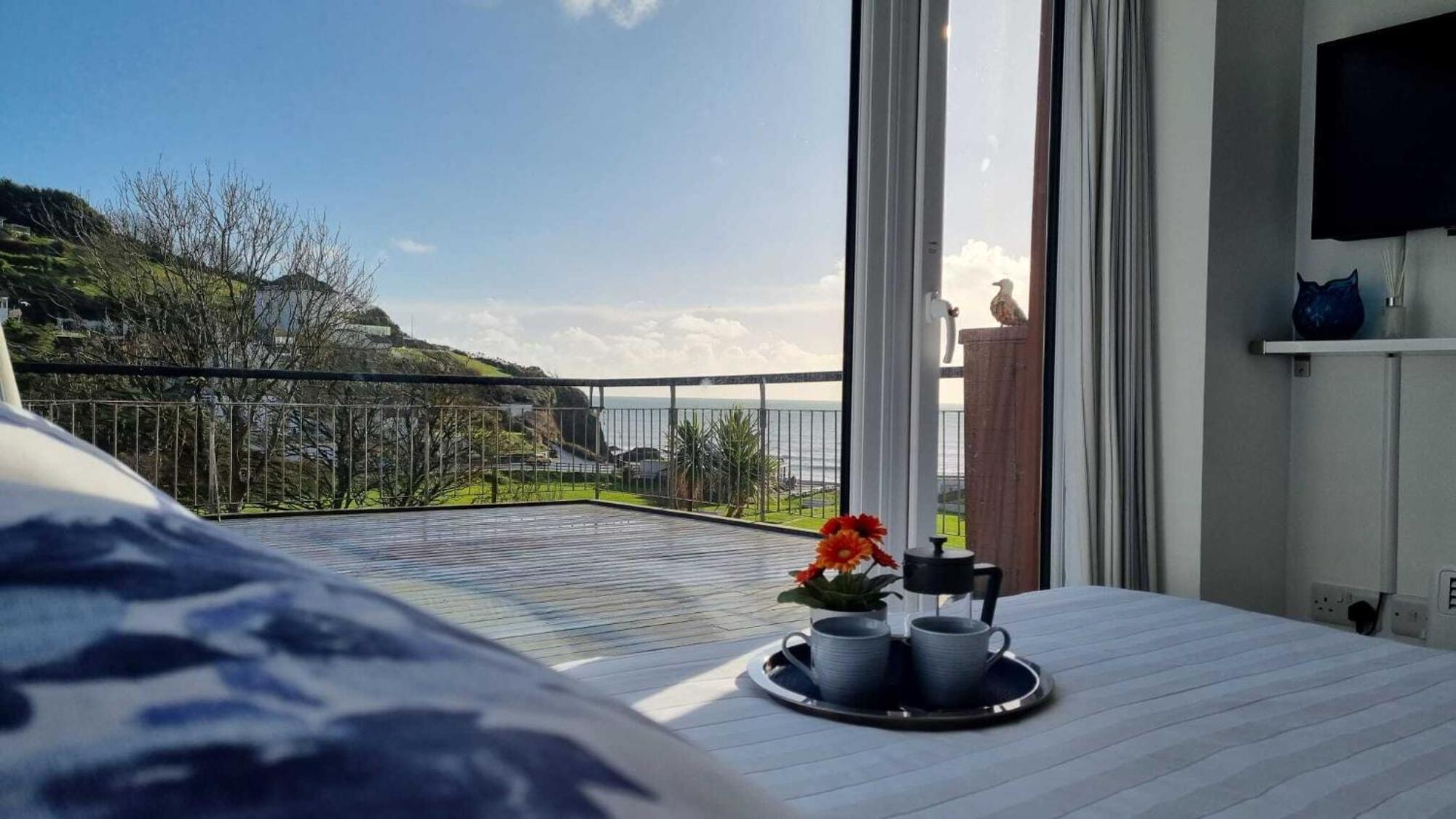 May View - Luxury Sea View Apartment - Millendreath, Looe Esterno foto