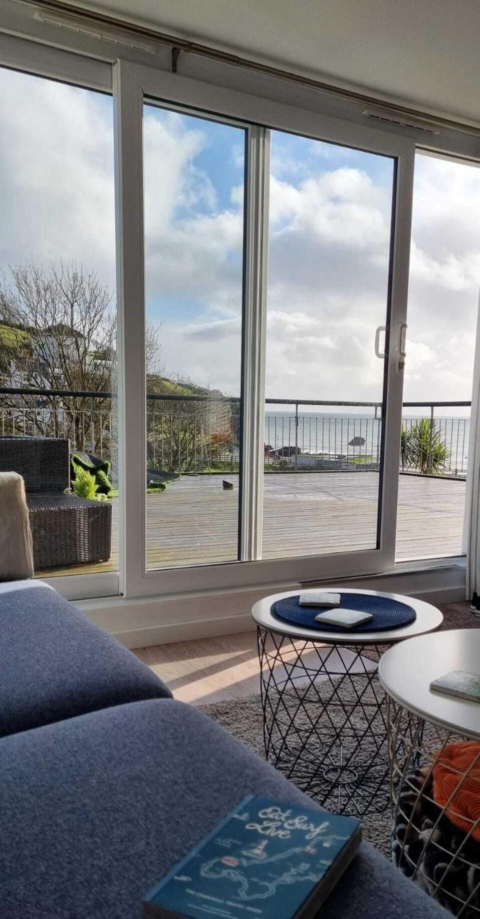 May View - Luxury Sea View Apartment - Millendreath, Looe Esterno foto